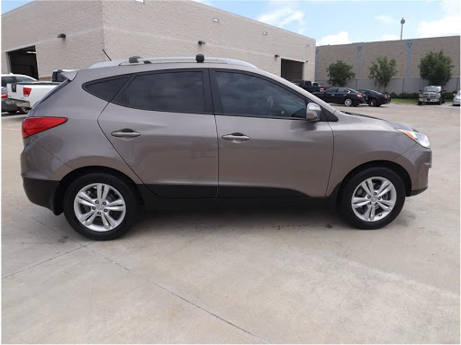 Car Dealer «Barrett Motors-Rowlett», reviews and photos, 2300 Lakeview Pkwy, Rowlett, TX 75088, USA