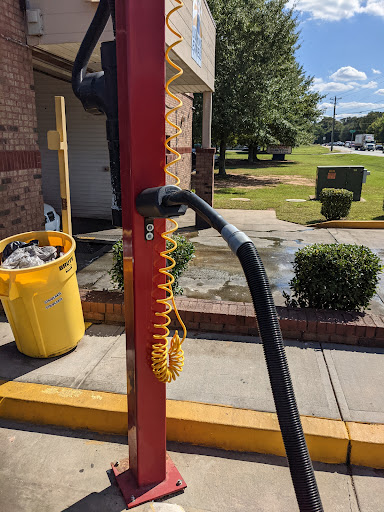 Car Wash «Lighthouse Express Car Wash - Conyers», reviews and photos, 2470 Salem Rd SE, Conyers, GA 30013, USA