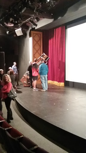 Performing Arts Theater «Lakewood Theatre», reviews and photos, 368 S State St, Lake Oswego, OR 97034, USA