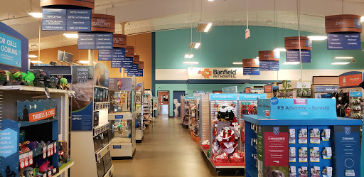 Pet Supply Store «PetSmart», reviews and photos, 8204 Leesburg Pike, Vienna, VA 22182, USA