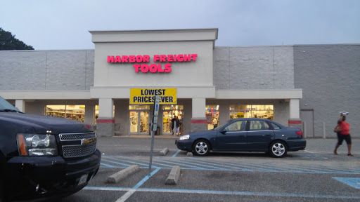 Hardware Store «Harbor Freight Tools», reviews and photos, 11969 Jefferson Ave #B, Newport News, VA 23606, USA