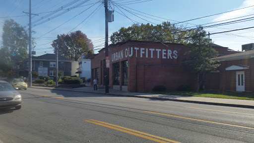 Clothing Store «Urban Outfitters», reviews and photos, 1140 Bardstown Rd, Louisville, KY 40204, USA