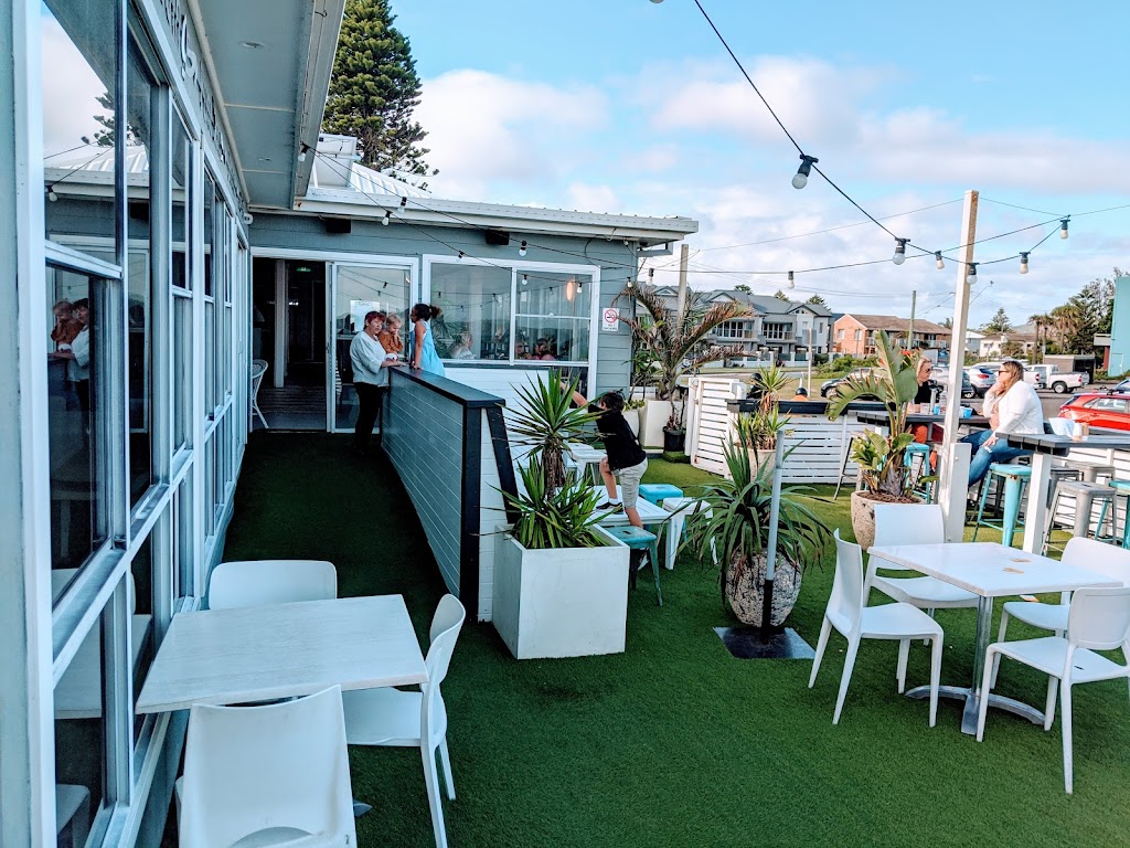 Margarita Daze Umina Beach, NSW 2257 Menu, Reviews, Hours & Contact.