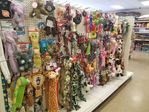 Pet Supply Store «Pet Town», reviews and photos, 1948 SE Lund Ave #101, Port Orchard, WA 98366, USA