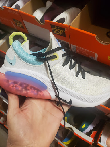 Clothing Store «Nike Clearance Store», reviews and photos, 5209 International Dr, Orlando, FL 32819, USA