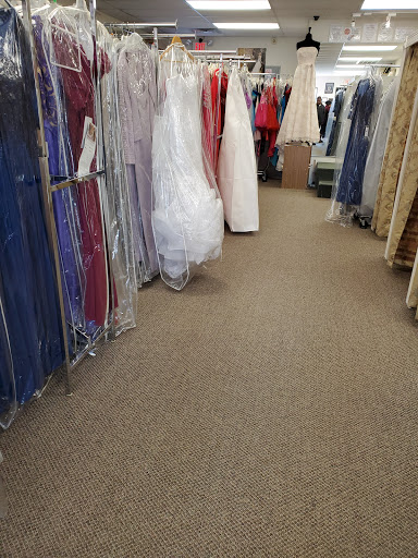 Bridal Shop «Stella Maris Bridal Boutique & Tuxedo Inc», reviews and photos, 2339 MacDade Boulevard, Holmes, PA 19043, USA
