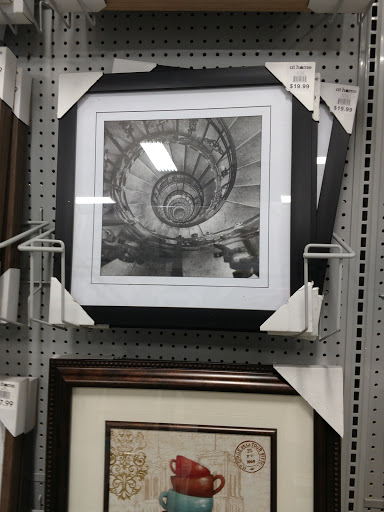 Home Goods Store «At Home», reviews and photos, 4620 Stadium Dr, Kalamazoo, MI 49008, USA