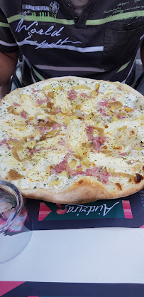 Pizza du Restaurant Aintzira Le Lac à Saint-Pée-sur-Nivelle - n°20
