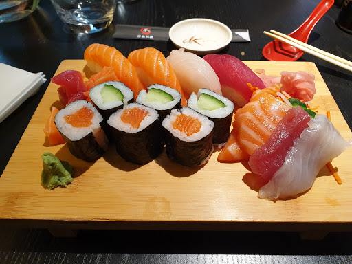 Sakuraya Sushi