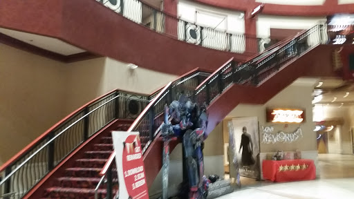 Movie Theater «Cinemark Orlando and XD», reviews and photos, 5150 International Dr, Orlando, FL 32819, USA