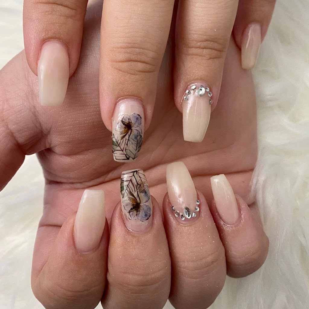 A Simple Touch 32773