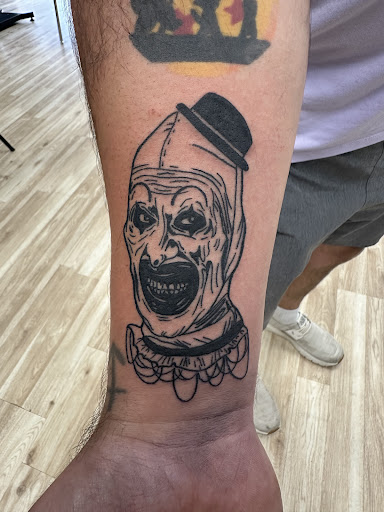 Explore compass rose tattoo ideas, creative tattoo ideas in Arlington, available at Urbans Tattoo & Piercing Studio