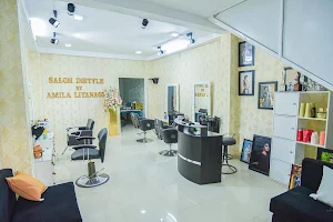Salon Instyle by Amila Liyanage image