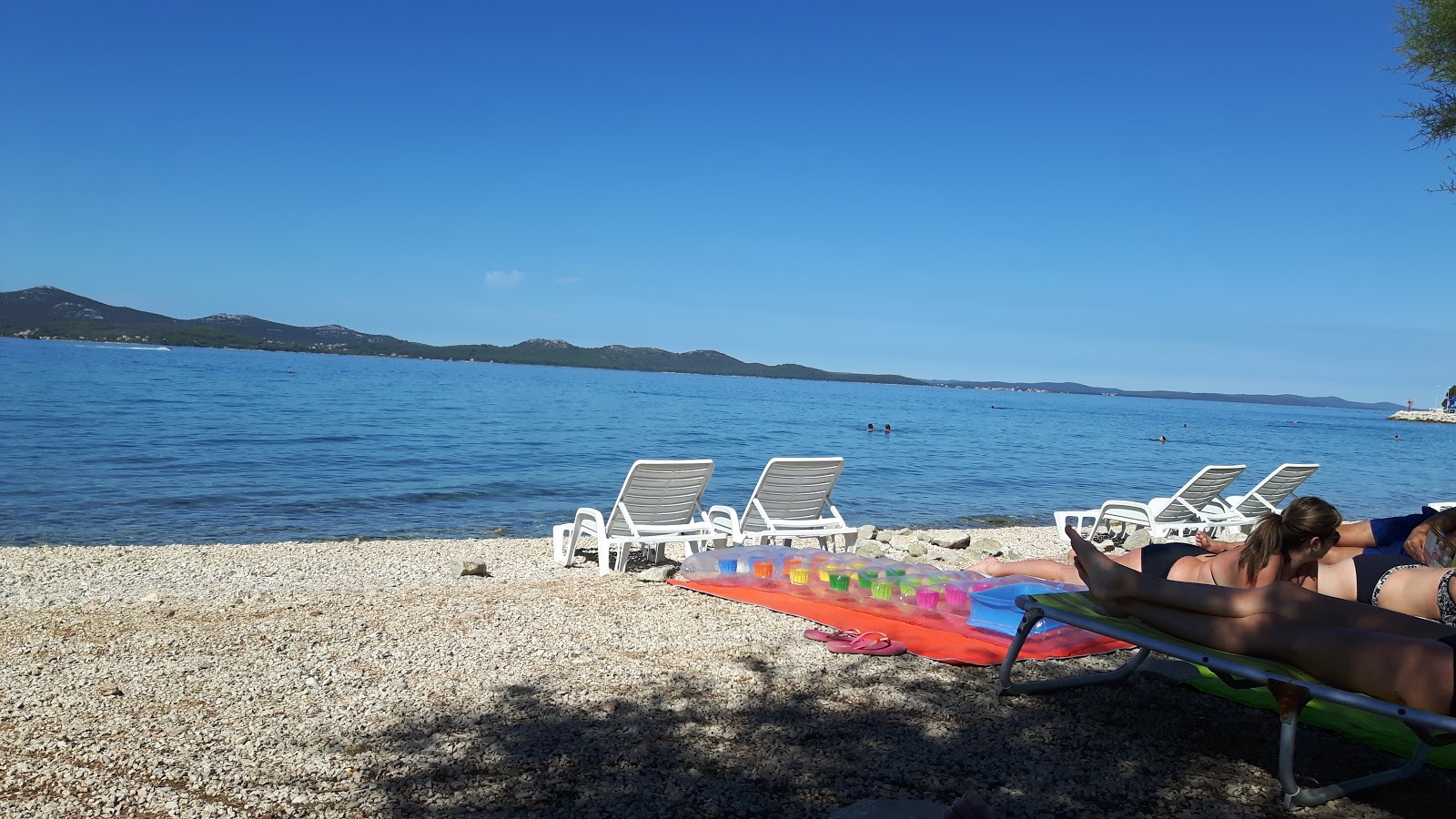 Foto von Uskok Zadar beach mit sehr sauber Sauberkeitsgrad