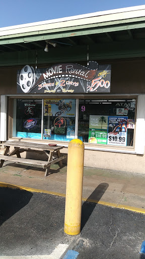 Grocery Store «Chuluota Grocery», reviews and photos, 95 E 7th St # 109, Chuluota, FL 32766, USA