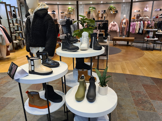 Comments and reviews of UGG - Piccadilly