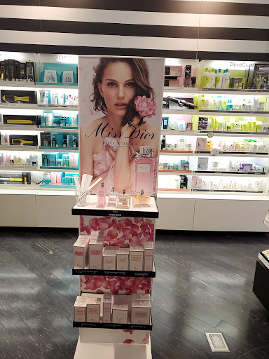 Cosmetics Store «SEPHORA», reviews and photos, 26 Southpark Center, Strongsville, OH 44136, USA