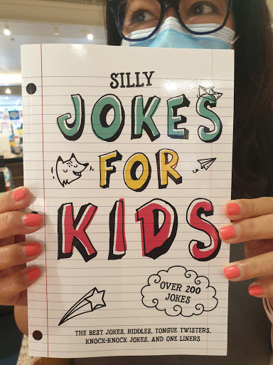 Book Store «Amazon Books», reviews and photos, 3441 N Southport Ave, Chicago, IL 60657, USA