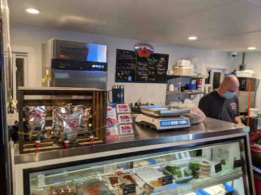 Seafood Market «Dorr Lobster Seafood Market», reviews and photos, 372 Shore Rd, Ellsworth, ME 04605, USA