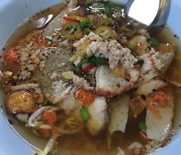 ร้านก๋วยเตี๋ยวหมู เจ้ทรัพย์ photo