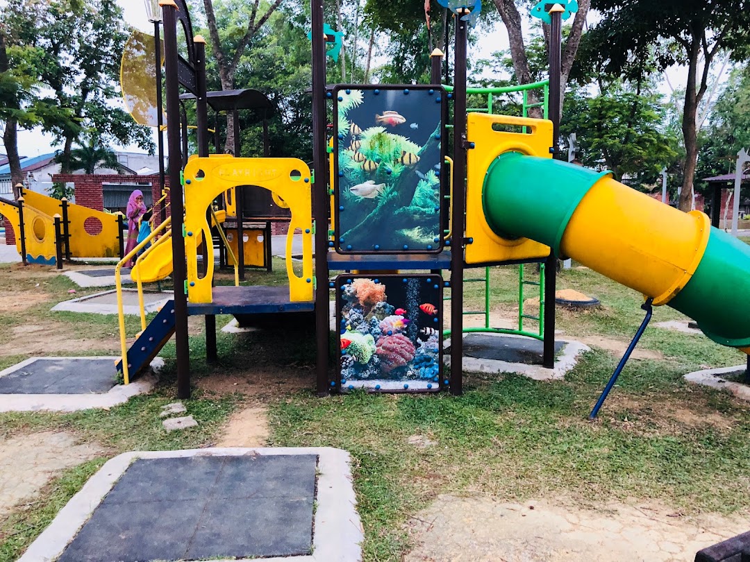 吉辇河公园 Di Bandar Parit Buntar