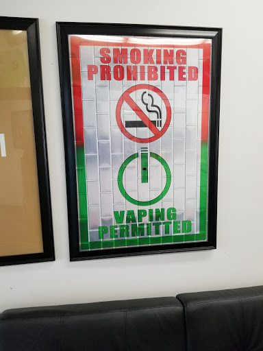 Vaporizer Store «Green Forest Vapor Shop Electronic Cigarettes», reviews and photos, 106 E Main St, Belleville, IL 62220, USA