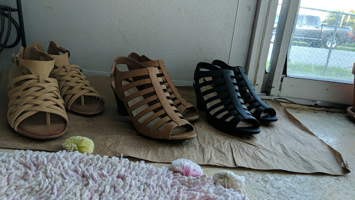 Shoe Store «Shoe Carnival», reviews and photos, 5225 Settlers Market Blvd, Williamsburg, VA 23188, USA