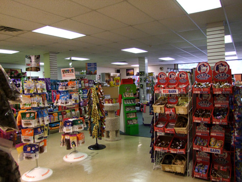Pet Supply Store «Dog Daze Pet Shop», reviews and photos, 309 S Main St, North Syracuse, NY 13212, USA