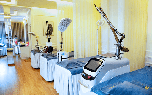 Af1qipmoycgrwzwpira4 Cpgyydbz5t Blc8raomz3z