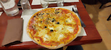 Plats et boissons du Pizzeria Latino Pizza à Beaurepaire - n°8