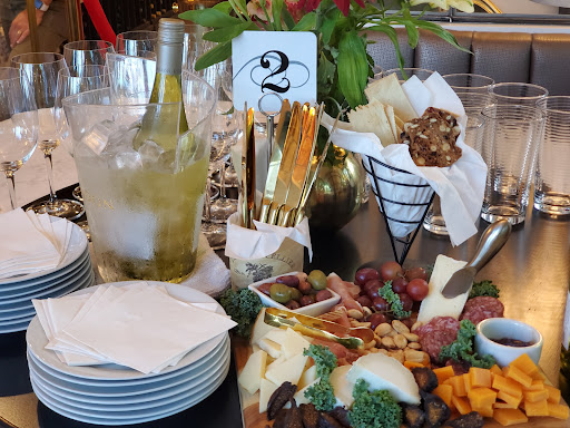 Wine Store «Wine & Cheese If You Please», reviews and photos, 24 Palmetto Bay Rd, Hilton Head Island, SC 29928, USA