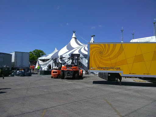 Off Track Betting Shop «Tampa Greyhound Track», reviews and photos, 8300 N Nebraska Ave, Tampa, FL 33604, USA