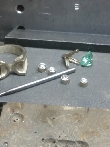 Jeweler «Acosta Jewelers», reviews and photos, 2516 Sheridan Blvd, Denver, CO 80214, USA