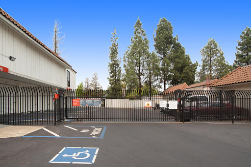 Self-Storage Facility «Public Storage», reviews and photos, 761 University Ave, Los Gatos, CA 95032, USA