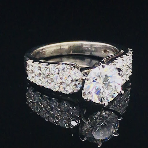 Jeweler «Eternity Jewelers», reviews and photos, 16540 Pointe Village Dr #106, Lutz, FL 33558, USA