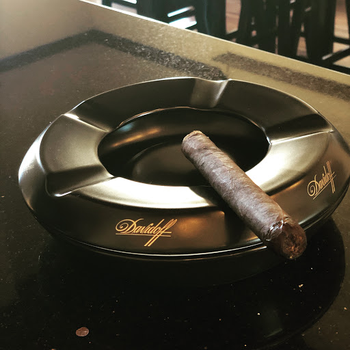 Cigar Shop «Elephant Cigars & Gifts - il regalo preferito», reviews and photos, 2801 W Expy 83, McAllen, TX 78503, USA