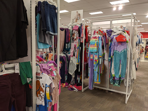 Department Store «Target», reviews and photos, 2905 District Ave S, Fairfax, VA 22031, USA