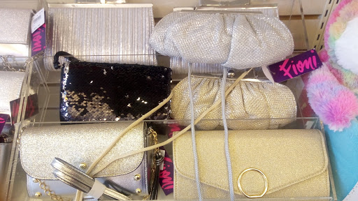 Shoe Store «Payless ShoeSource», reviews and photos, 700 W 15th St, Plano, TX 75075, USA