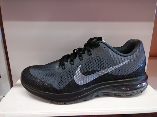 Sporting Goods Store «Nike Factory Store», reviews and photos, 9851 South Eastern Avenue, Las Vegas, NV 89183, USA