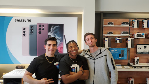 Cell Phone Store «AT&T», reviews and photos, 1728 S Greenfield Rd #106, Mesa, AZ 85206, USA