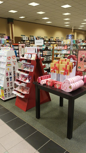 Book Store «Barnes & Noble», reviews and photos, 65 E Marketview Dr, Champaign, IL 61820, USA