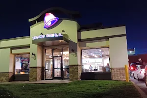 Taco Bell image