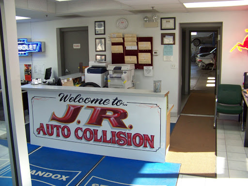 Auto Body Shop «J.R. Auto Collision Repair», reviews and photos, 543 N Arthur Ave, Arlington Heights, IL 60005, USA