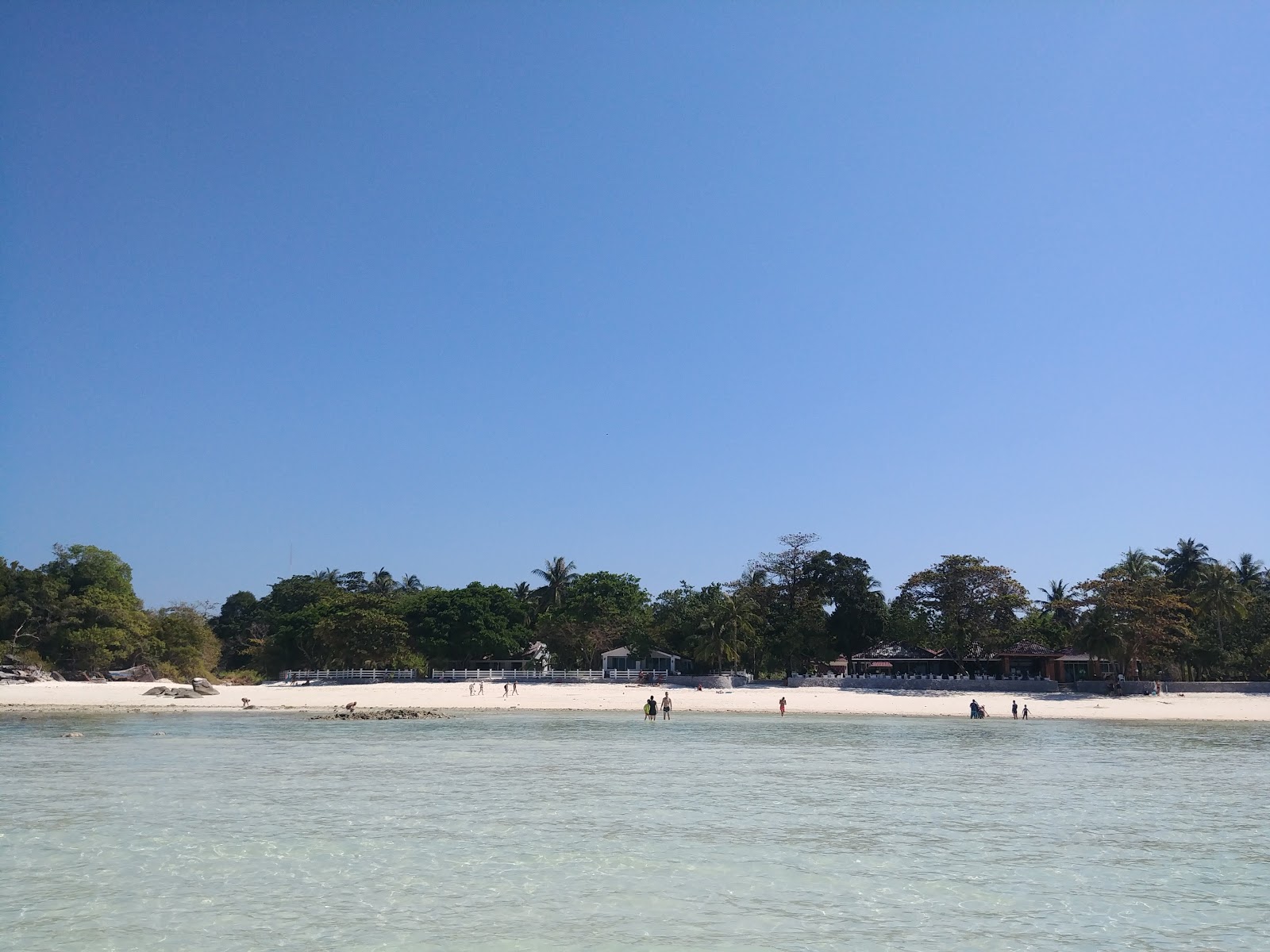 Fotografie cu Plaja Siam Bay zonele de facilități