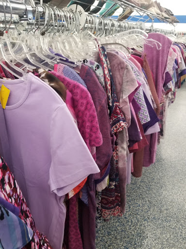 Thrift Store «St Vincent de Paul Kenosha Thrift Store», reviews and photos, 7531 30th Ave, Kenosha, WI 53142, USA