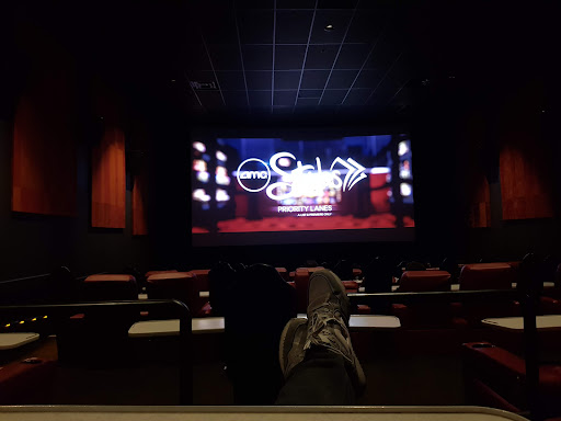 Movie Theater «AMC DINE-IN Block 37», reviews and photos, 108 N State St #434, Chicago, IL 60602, USA