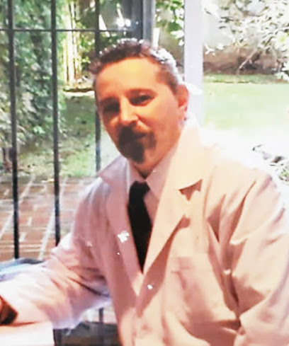 Dr. Alejandro Capriotti | Otorrino | Otorrinolaringólogo
