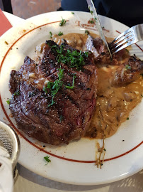 Steak du Restaurant français L'Anvers du Décor à Paris - n°13