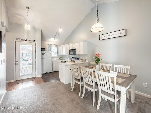 Furniture Store «Ashley HomeStore», reviews and photos, 5309 Carolina Beach Rd, Wilmington, NC 28412, USA