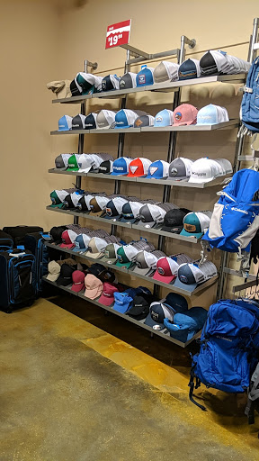Sportswear Store «Columbia Sportswear Outlet Store - Prime Outlets in Ellenton», reviews and photos, 5661 Factory Shops Blvd #470, Ellenton, FL 34222, USA